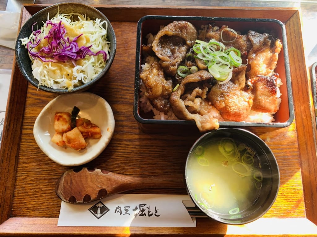 堀もとの和牛カルビ焼肉重