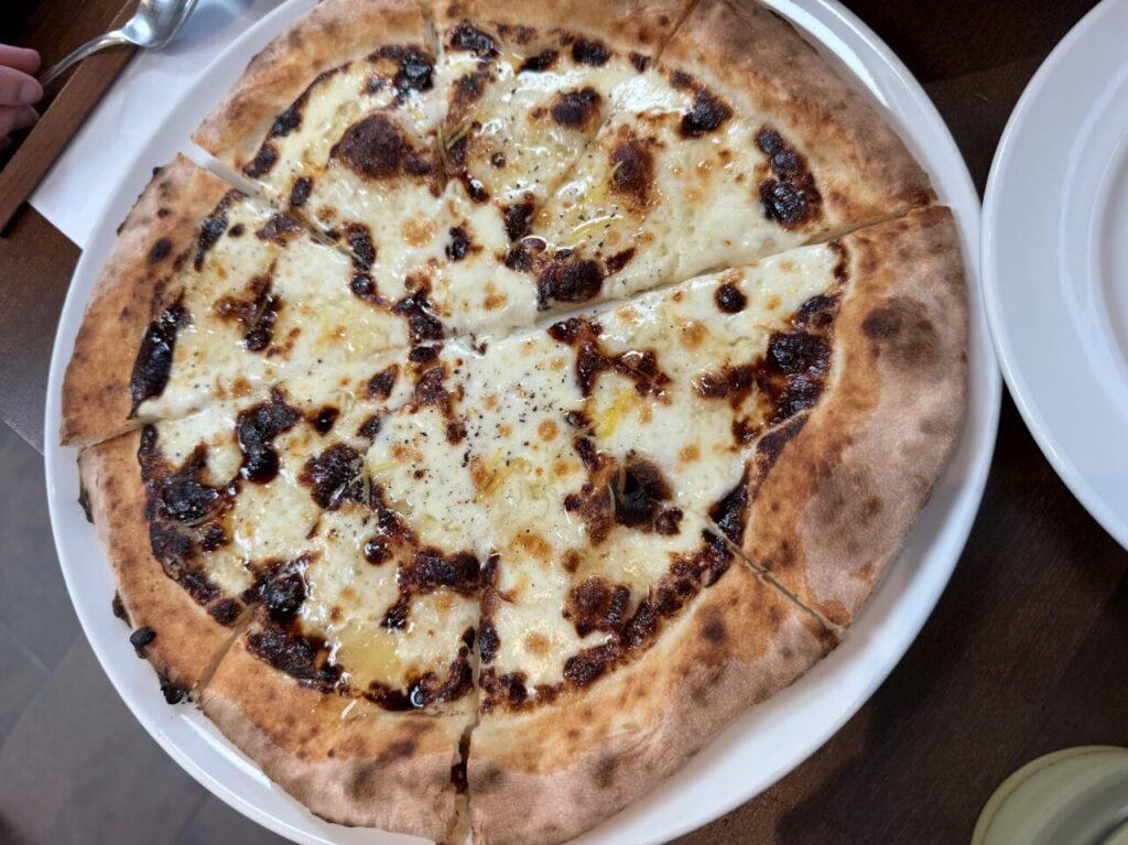 藤枝市のfujieda-trattoria pizzeria spoonful